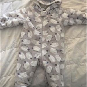 Baby 6 mo snow or winter suit